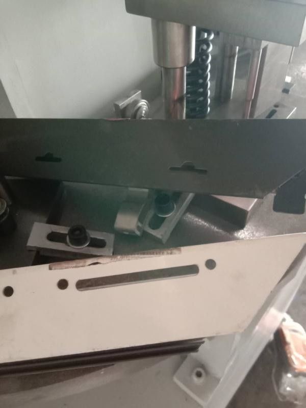 WINDOWS AND DOORS MAKING MACHINE PUNCHER ALUMINUM WINDOW AND DOOR PUNCHING MACHINES UPVC MACHINE FOR DOOR AND WINDOWS 0