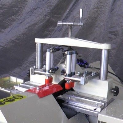 1.1KW PVC WINDOW DOOR MACHINE ADJUSTABLE MOULD 45 DGREE GLAZING BEAD SAW